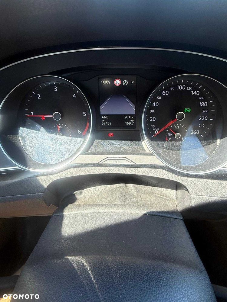 Volkswagen Passat Variant - 7