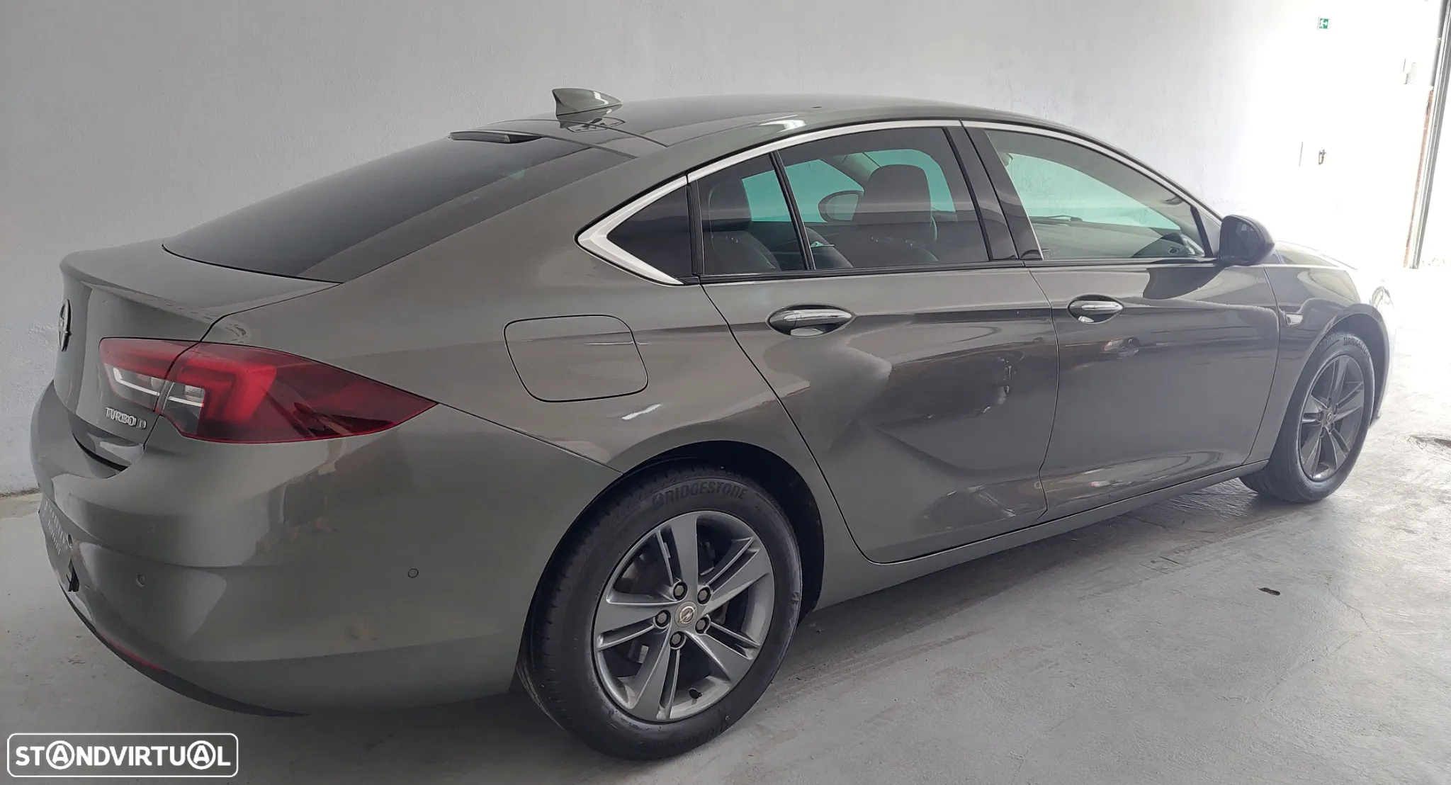 Opel Insignia Grand Sport 2.0 CDTi Business Edition - 4
