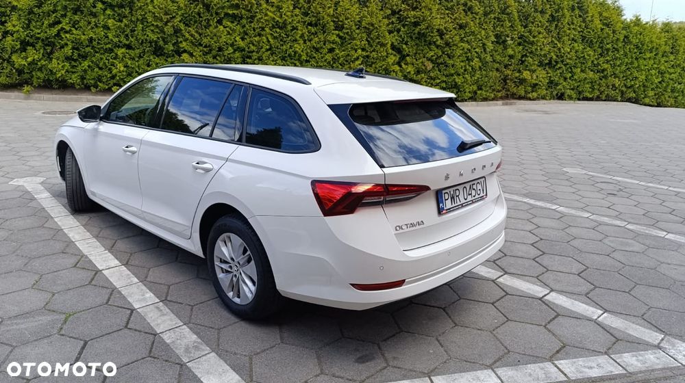 Skoda Octavia 2.0 TDI Edition - 6