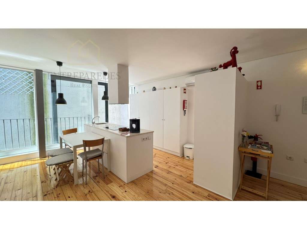 Apartamento T2 duplex com licença AL para comprar no centro histori... - Grande imagem: 2/40
