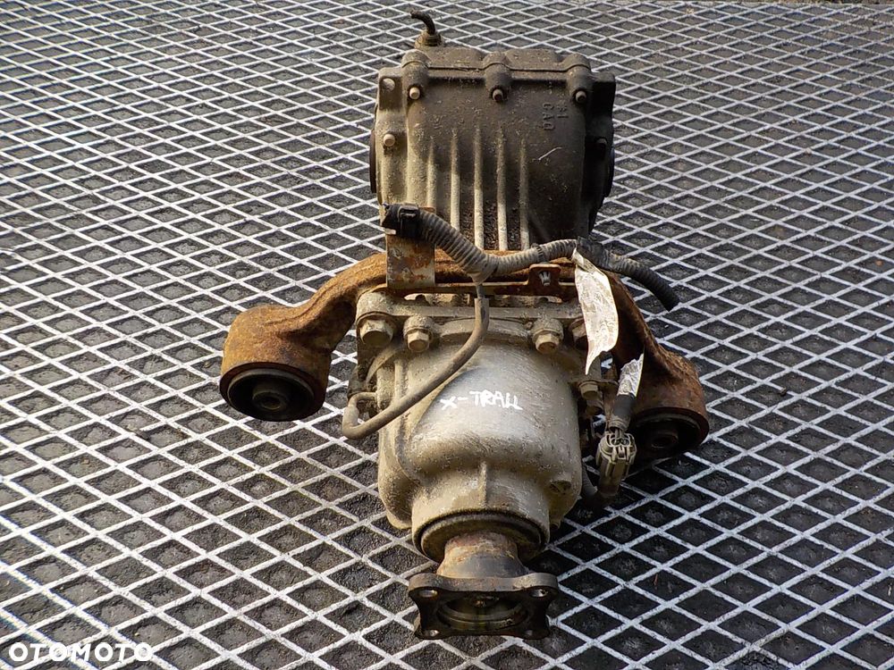 NISSAN X-TRAIL T30 2.2 D DYFER DYFERENCJAŁ MOST - 2