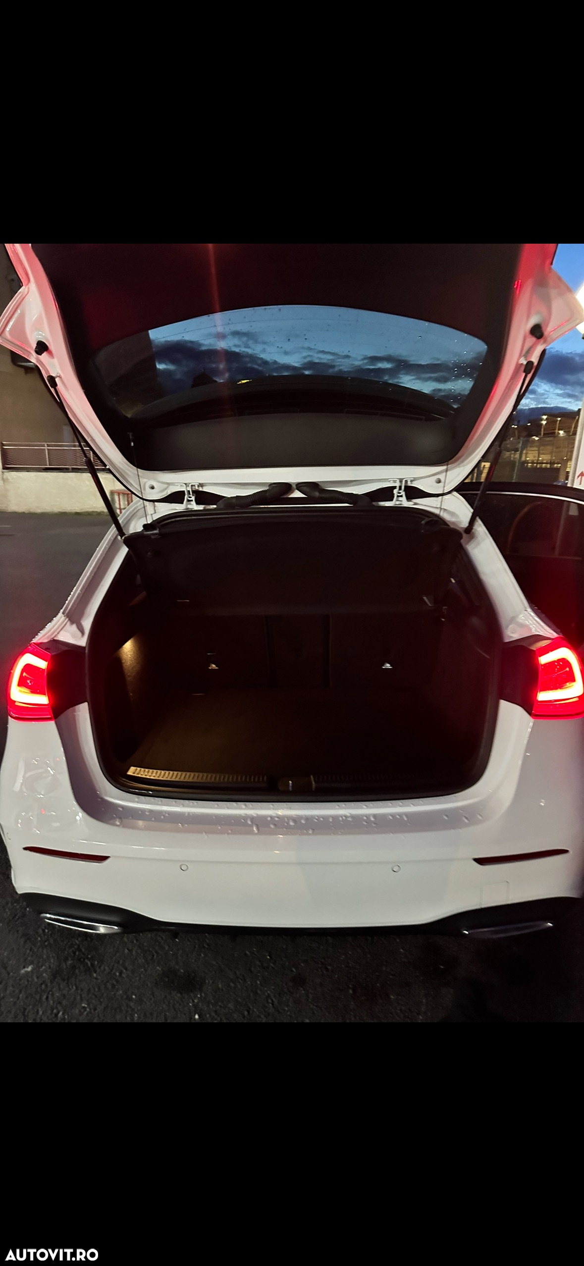 Mercedes-Benz A 180 d 7G-DCT AMG Line - 5