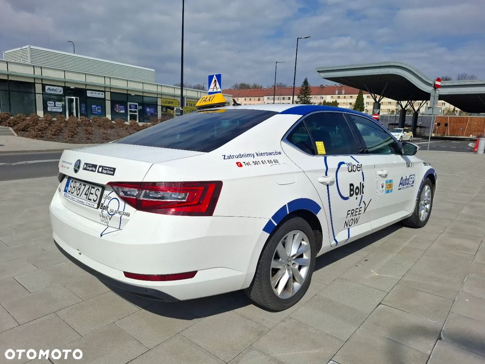 Skoda Superb 1.6 TDI Ambition Greenline - 6