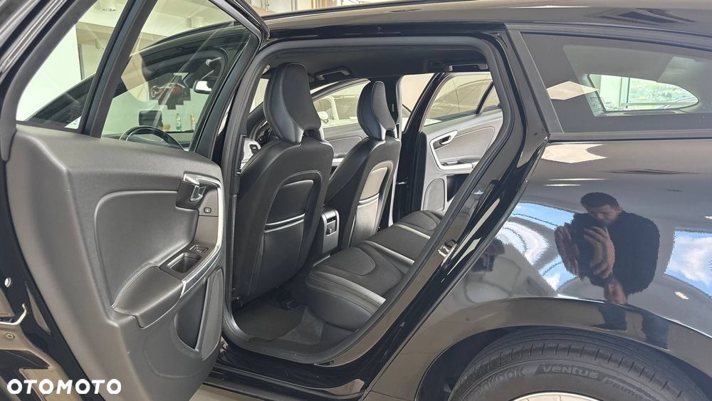 Volvo V60 - 28