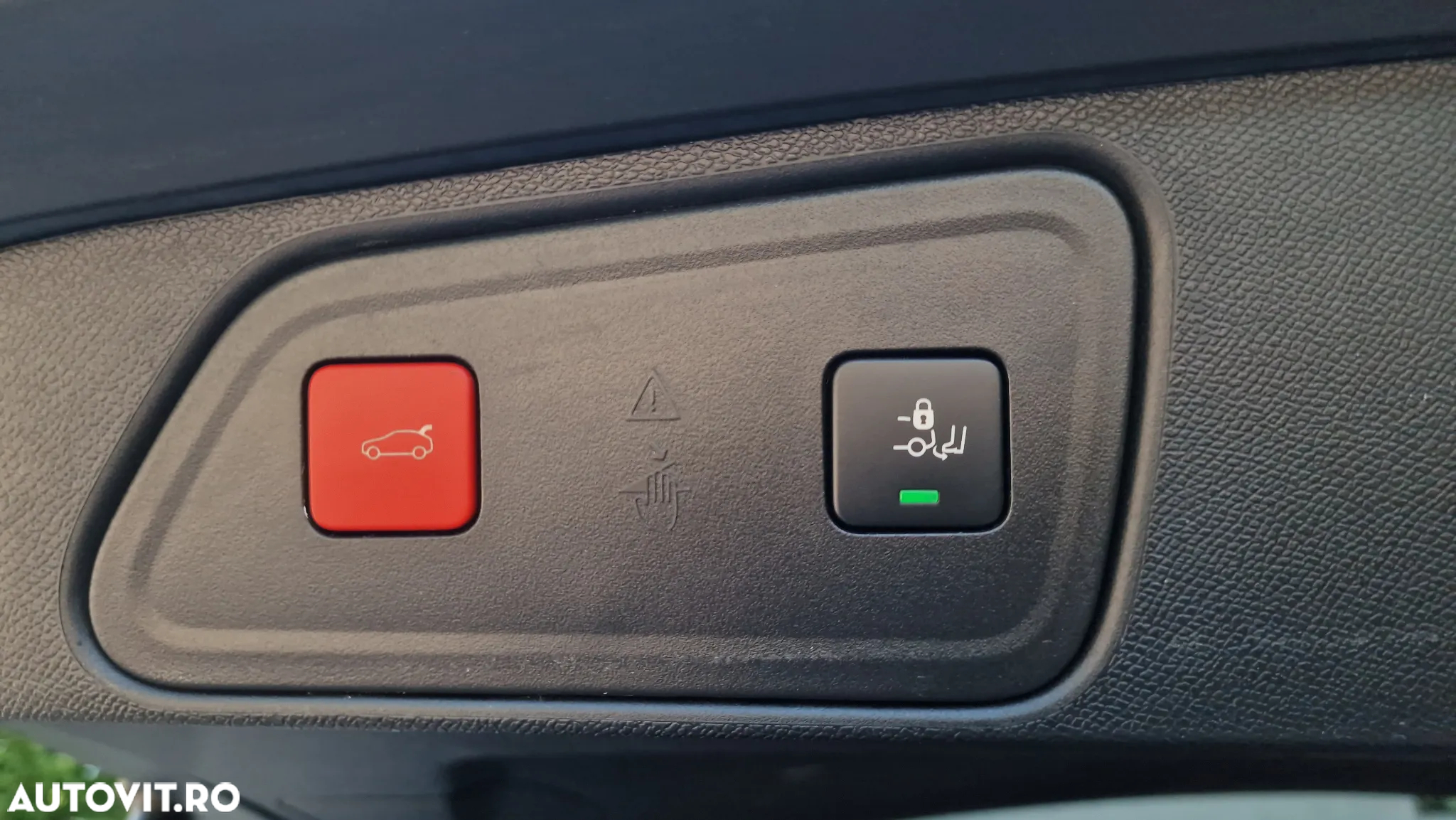 Peugeot 3008 PHEV EAT8 GT Pack - 28
