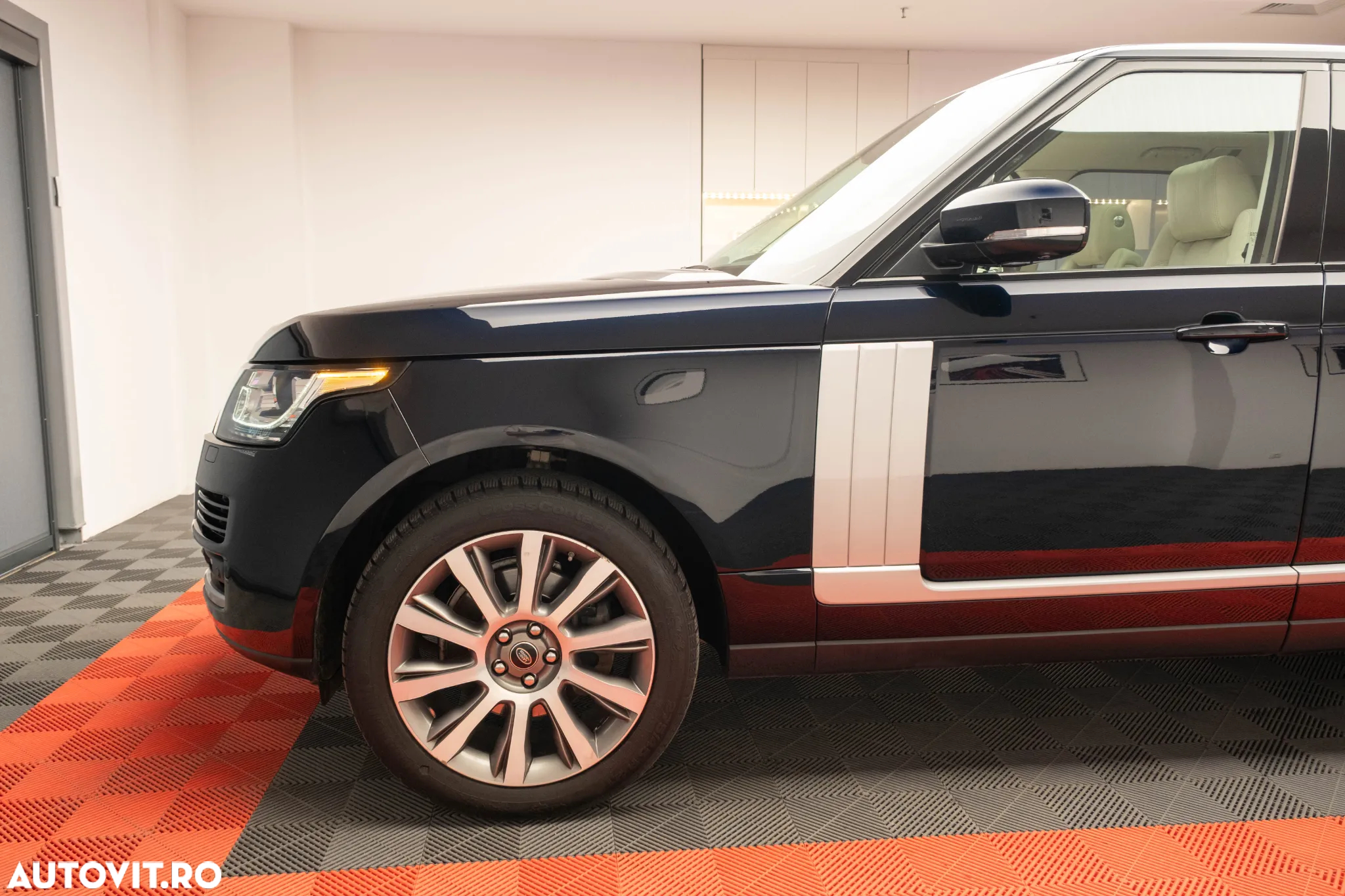 Land Rover Range Rover 3.0 I TDV6 Vogue - 11