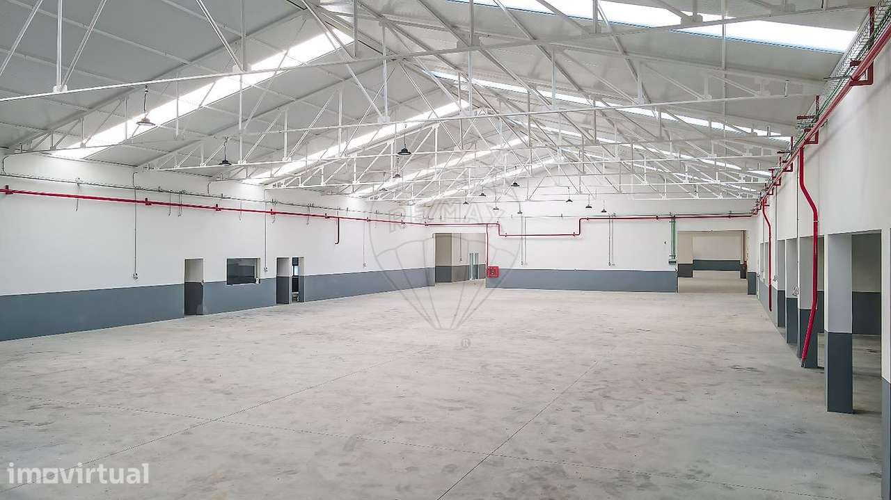 Armazém  para arrendamento - Grande imagem: 2/19