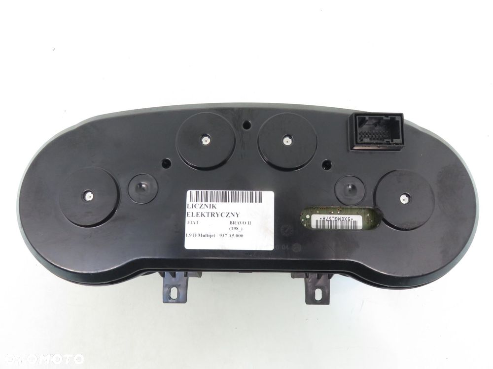 LICZNIK FIAT BRAVO II 1.9 D Multijet 555001981600 - 4