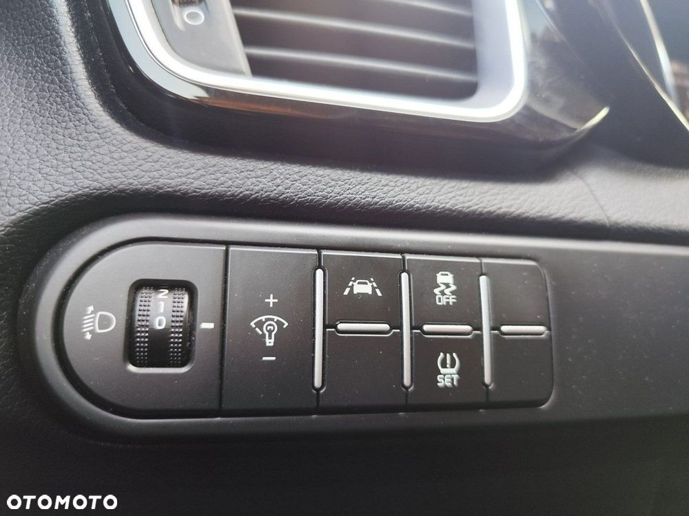 Kia Ceed 1.5 T-GDI L Business Line - 25