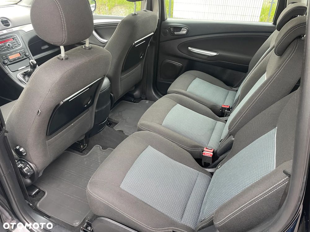 Ford Galaxy 2.0 Business Edition - 20
