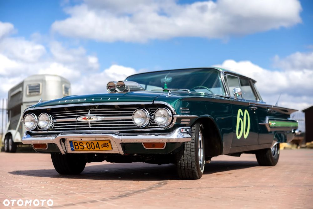 Chevrolet Impala - 4