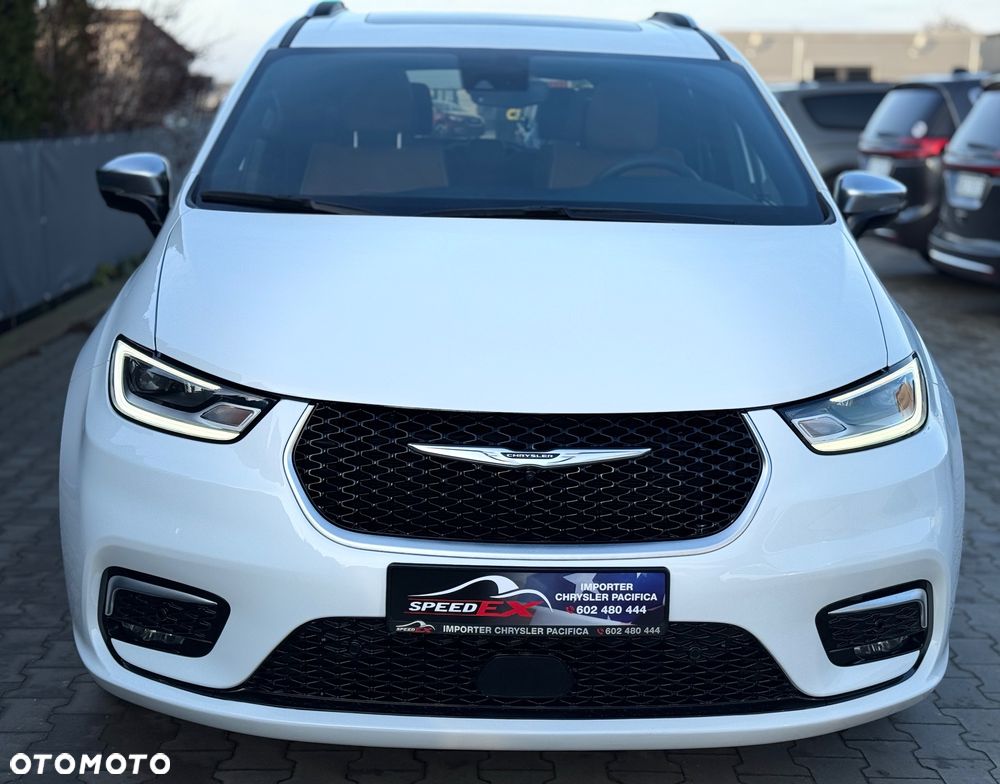 Chrysler Pacifica - 15