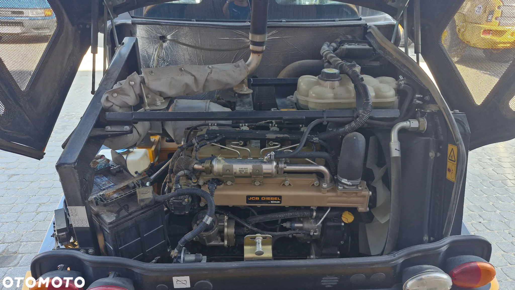 JCB 407 - 9