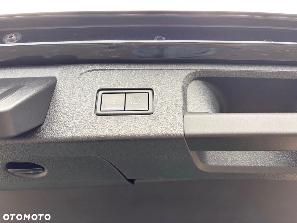 Volkswagen Passat 2.0 TSI Elegance DSG - 27