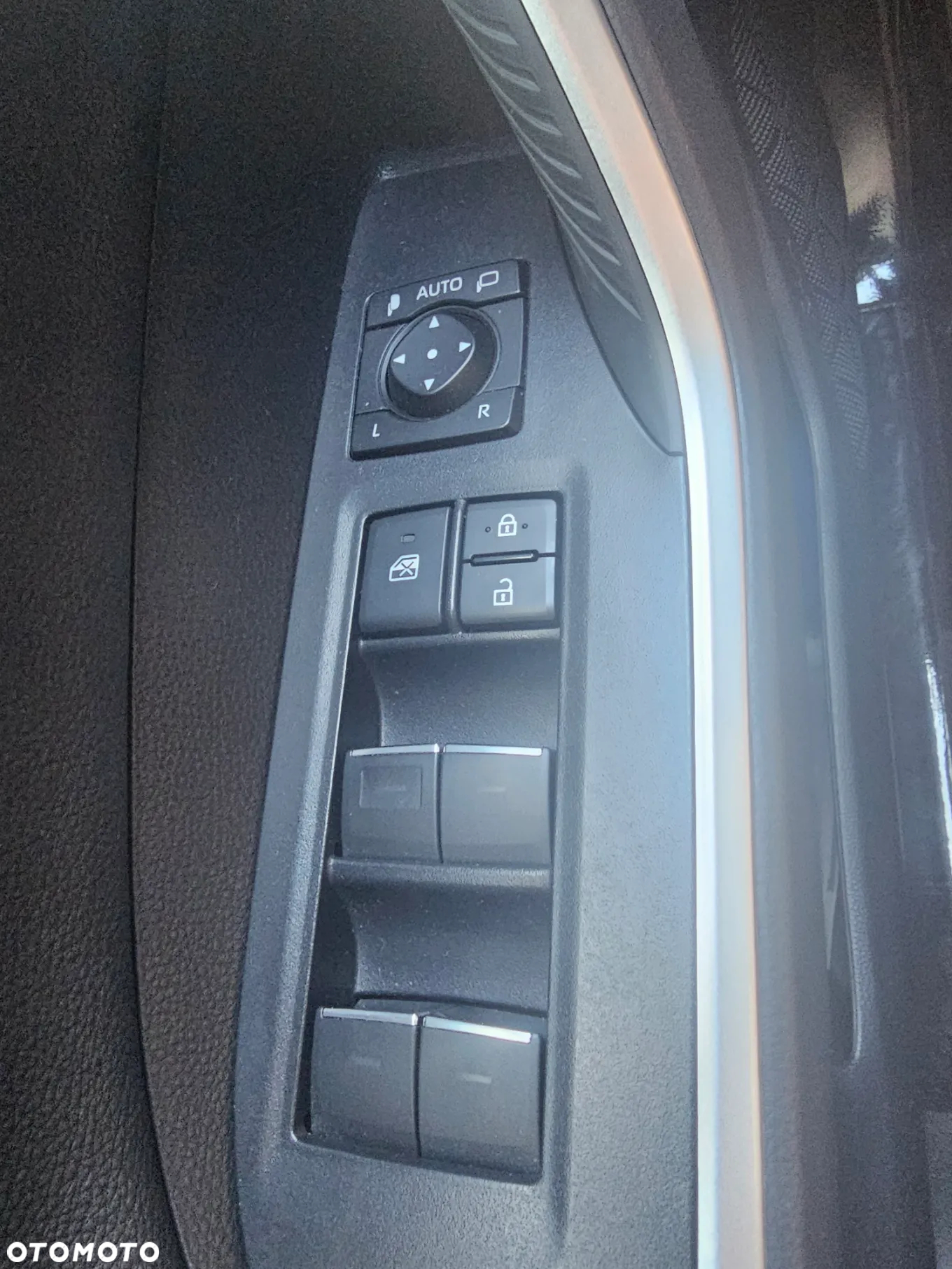 Toyota RAV4 2.5 Hybrid Selection 4x4 - 11
