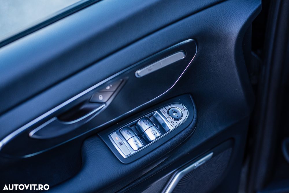 Mercedes-Benz V - 27