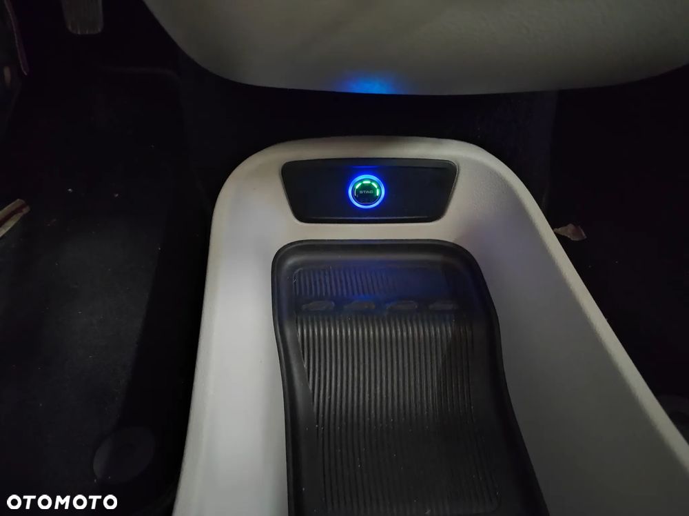 Chrysler Pacifica - 9