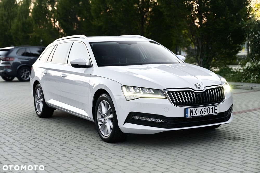 Skoda Superb 1.5 TSI Ambition DSG - 17
