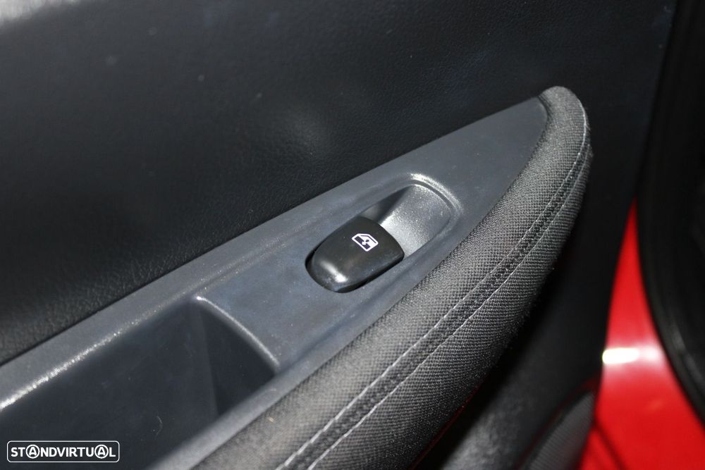 Nissan Qashqai 1.5 dCi N-Connecta - 25