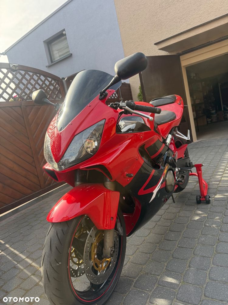 Honda CBR - 2