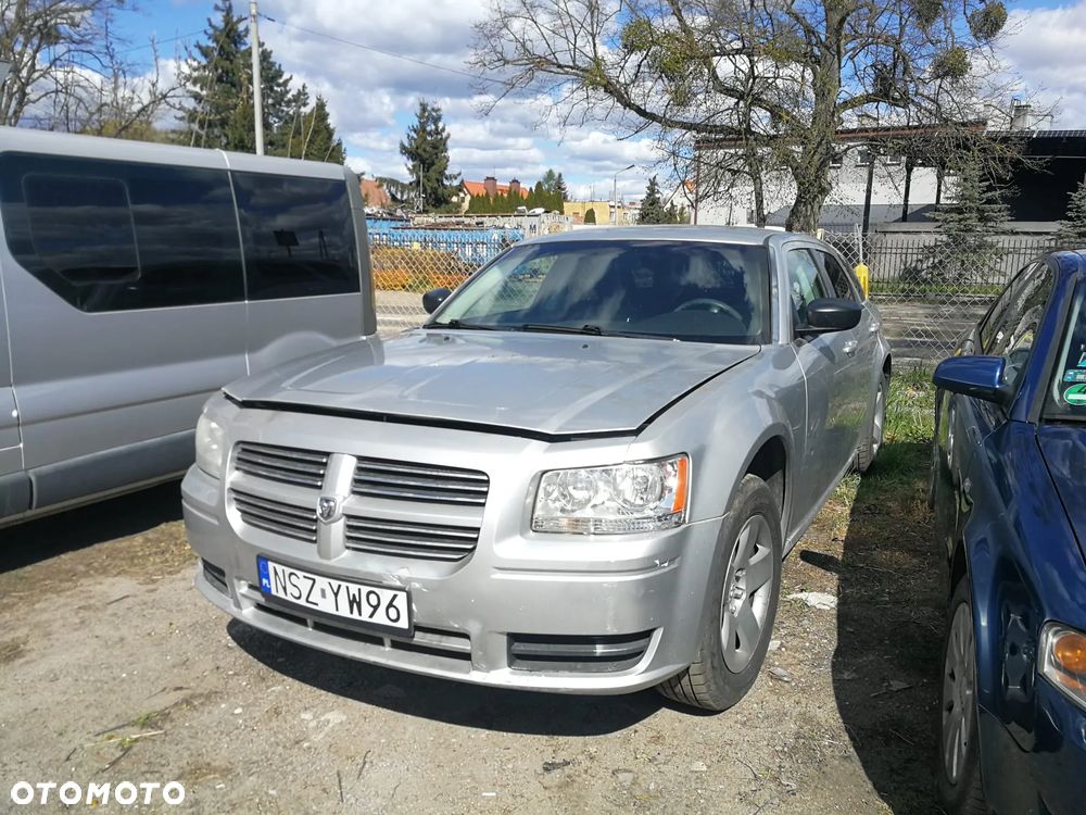 Dodge Magnum - 1