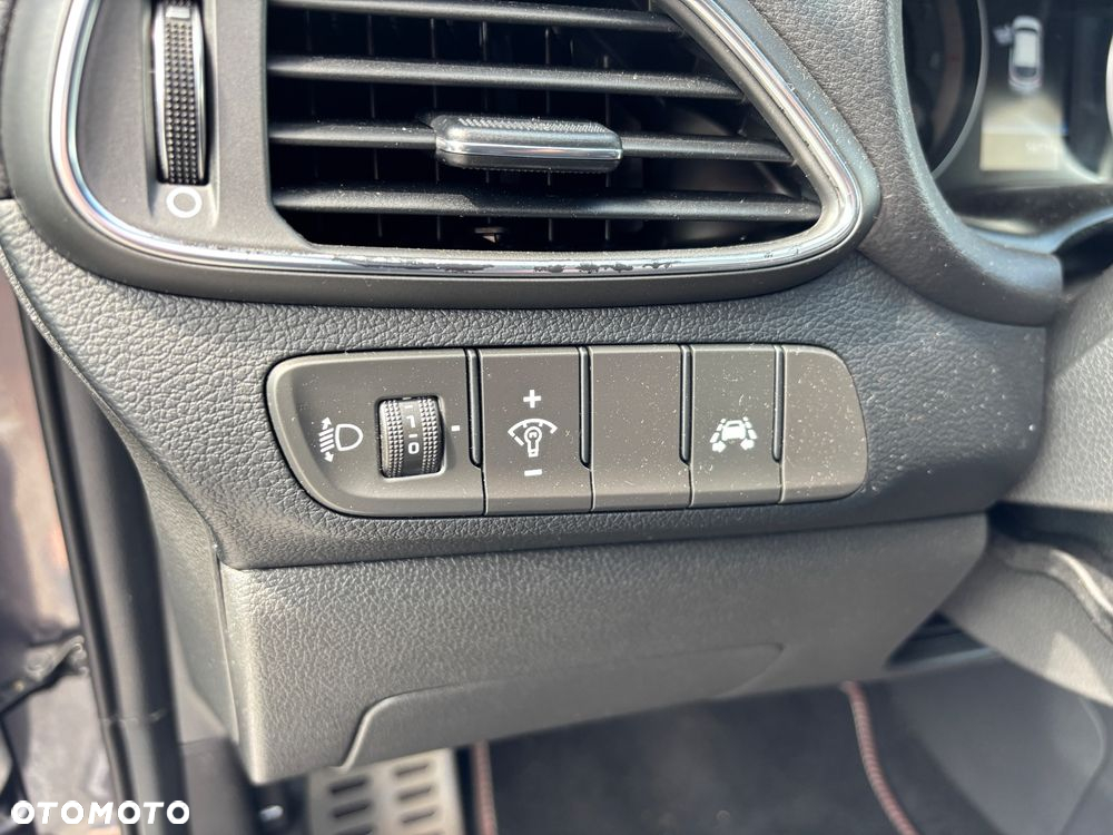 Hyundai i30 N 2.0 T-GDI Performance - 12