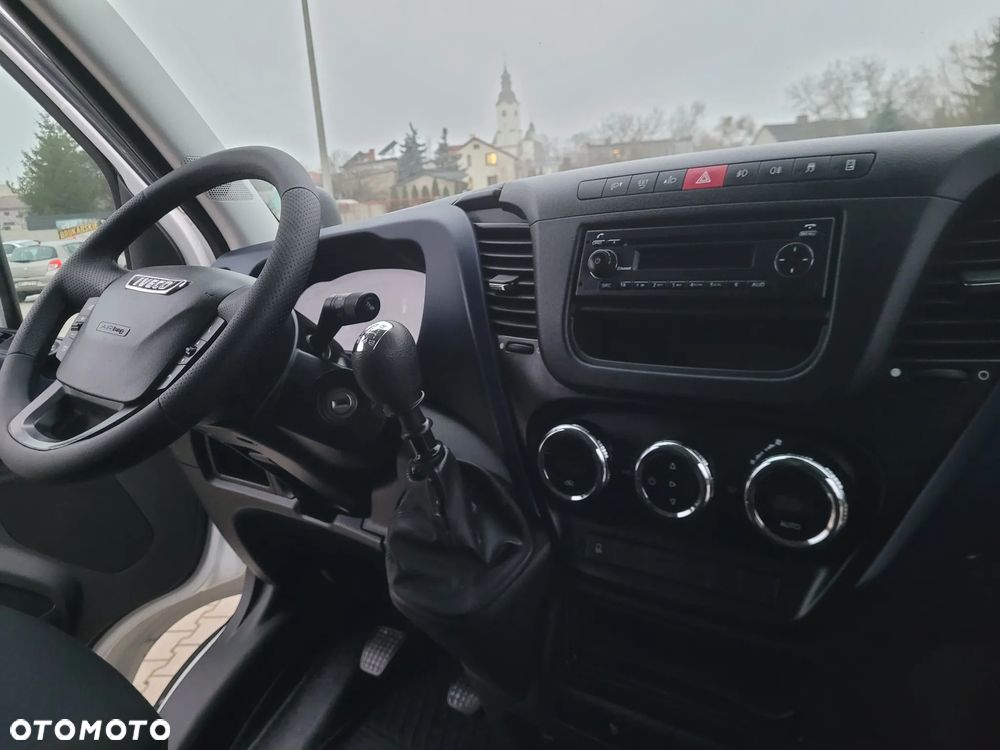 Iveco Daily 35S180 - 16