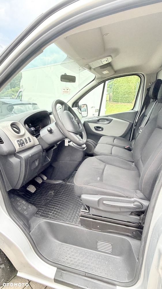 Renault Trafic - 8