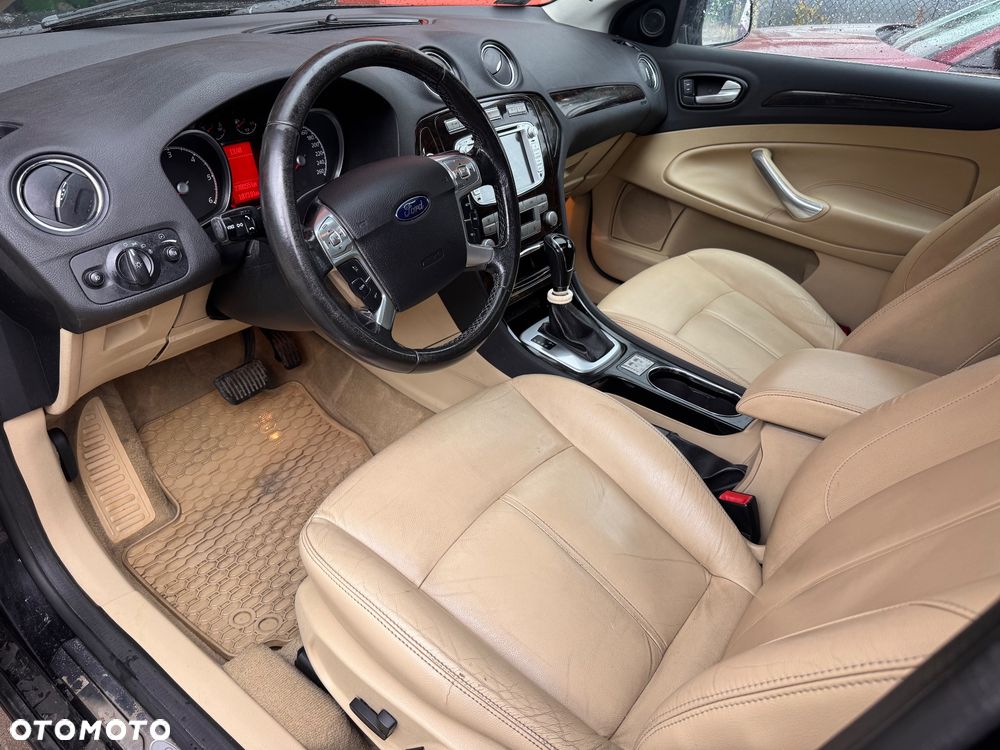 Ford Mondeo - 9