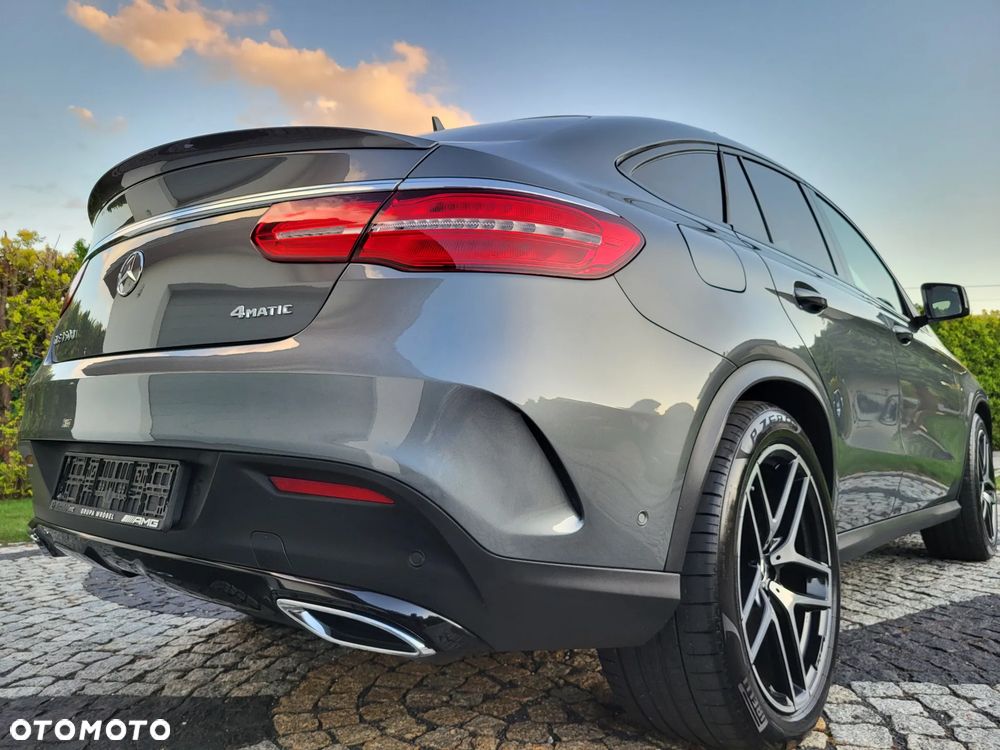 Mercedes-Benz GLE - 31