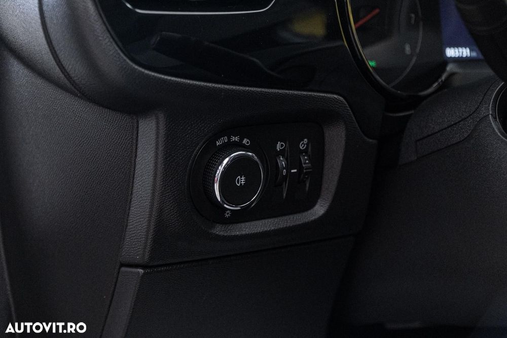 Opel Corsa 1.2 Start/Stop Elegance - 21