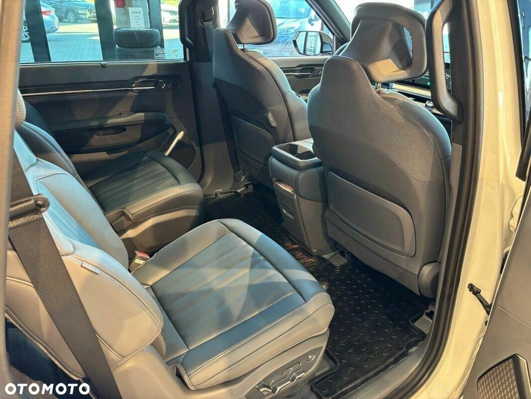 Kia EV9 - 13