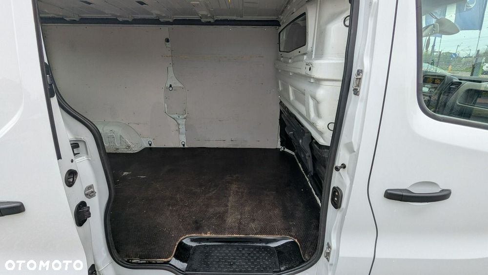 Renault Trafic - 14
