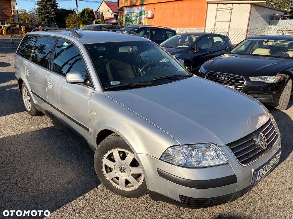 Volkswagen Passat 1.9 TDI Comfortline Family - 5