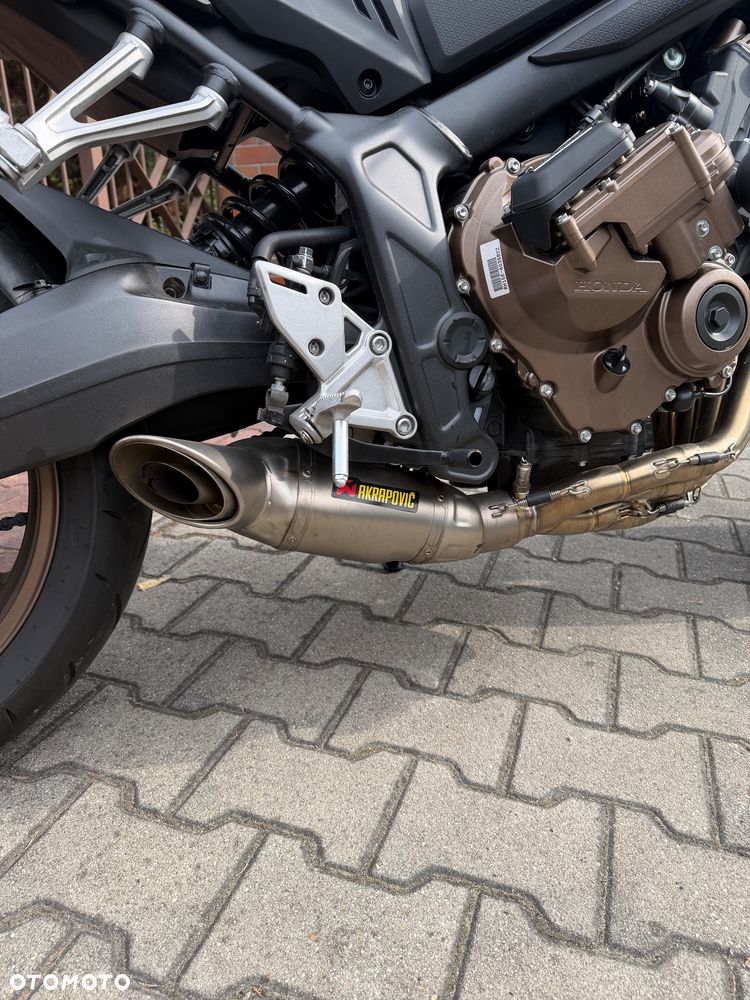 Honda CB - 10