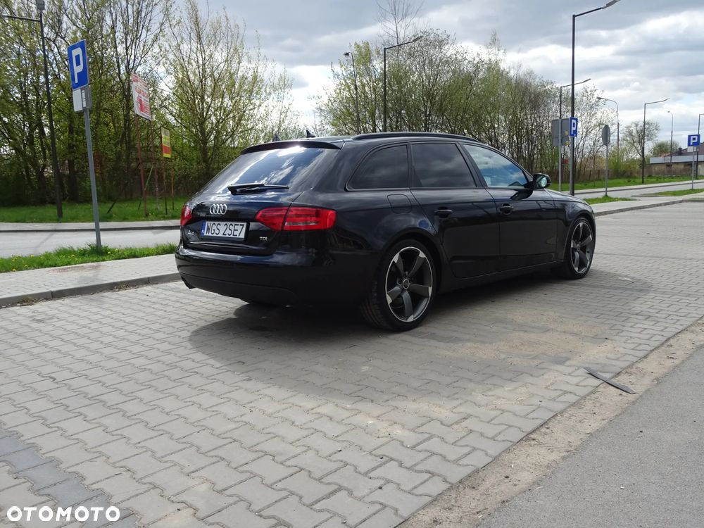 Audi A4 Avant - 8