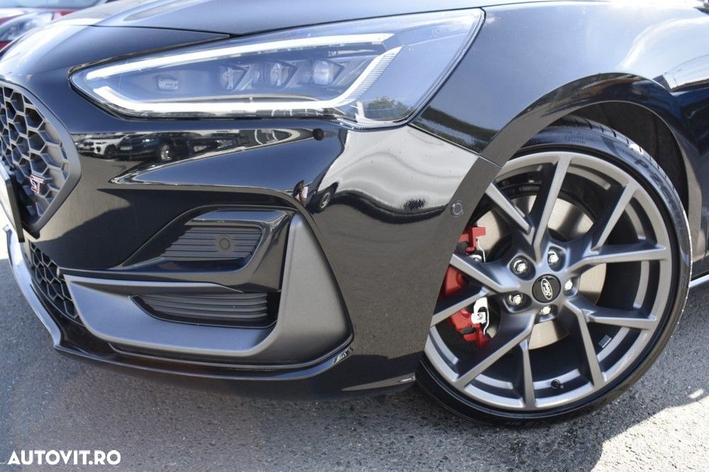 Ford Focus - 7