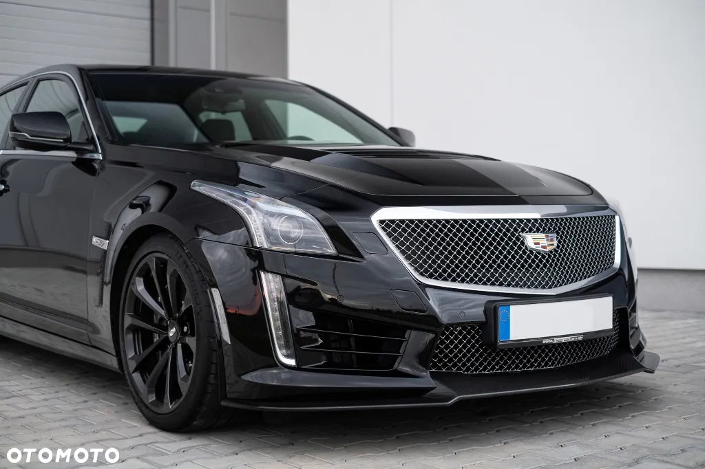 Cadillac CTS - 14