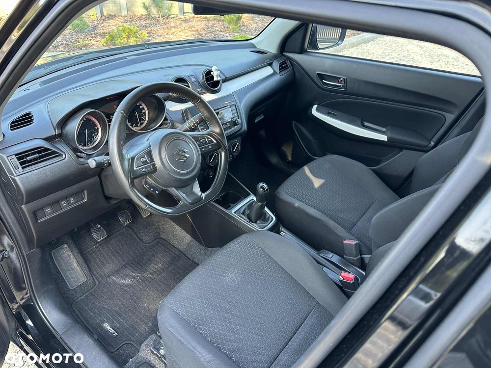 Suzuki Swift - 13