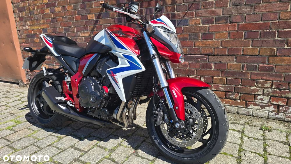 Honda CB - 32