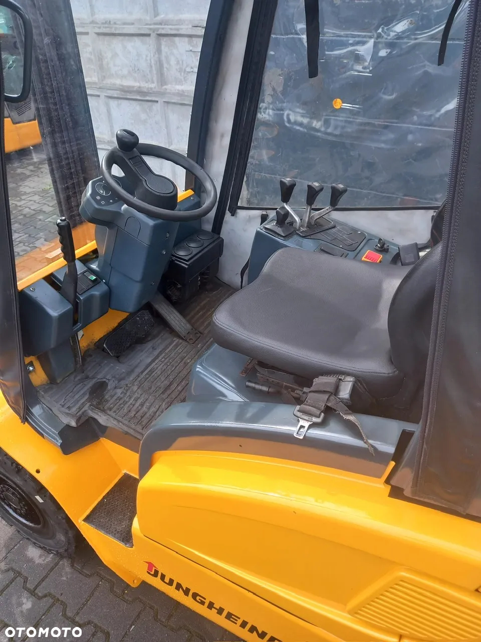 Jungheinrich TFG 25 BK - 8