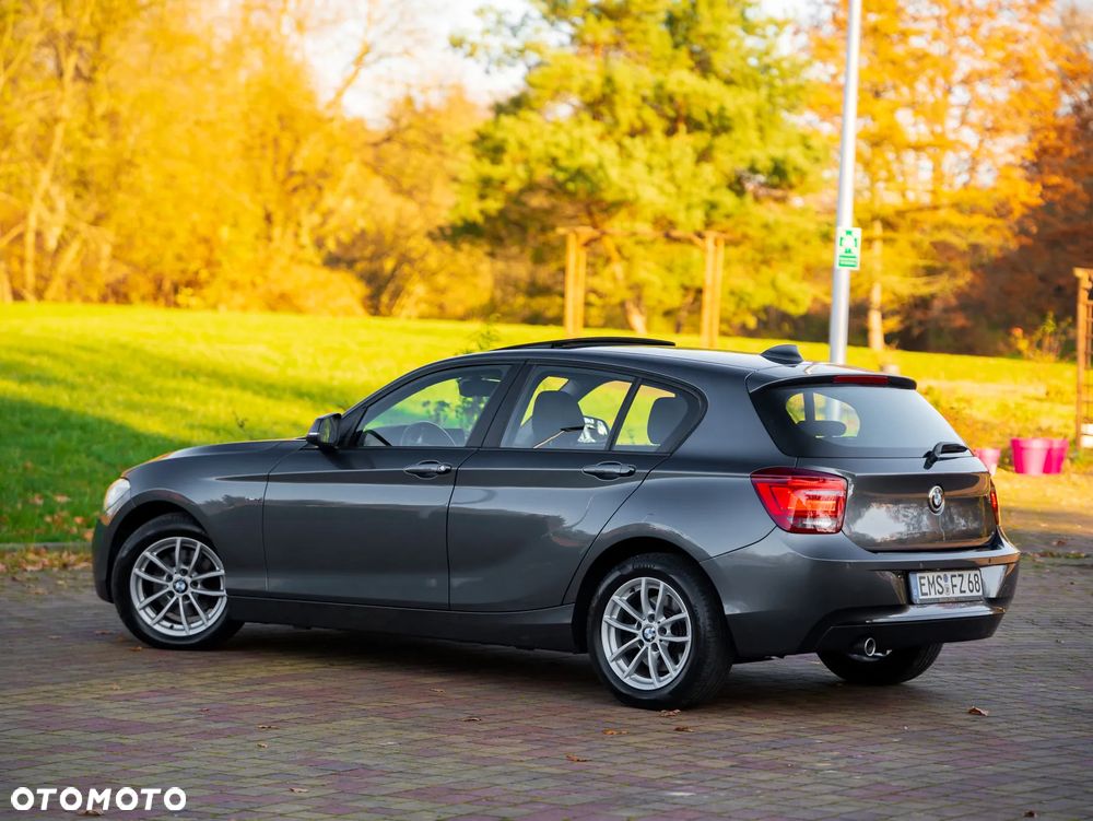 BMW Seria 1 120d Sport Line - 5