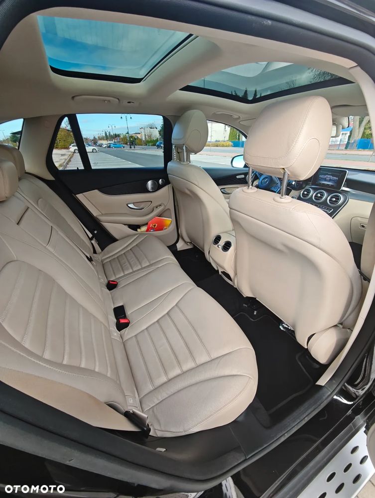 Mercedes-Benz GLC - 22