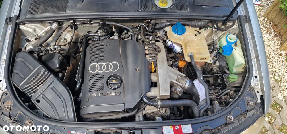 Audi A4 Limousine 1.8T - 6