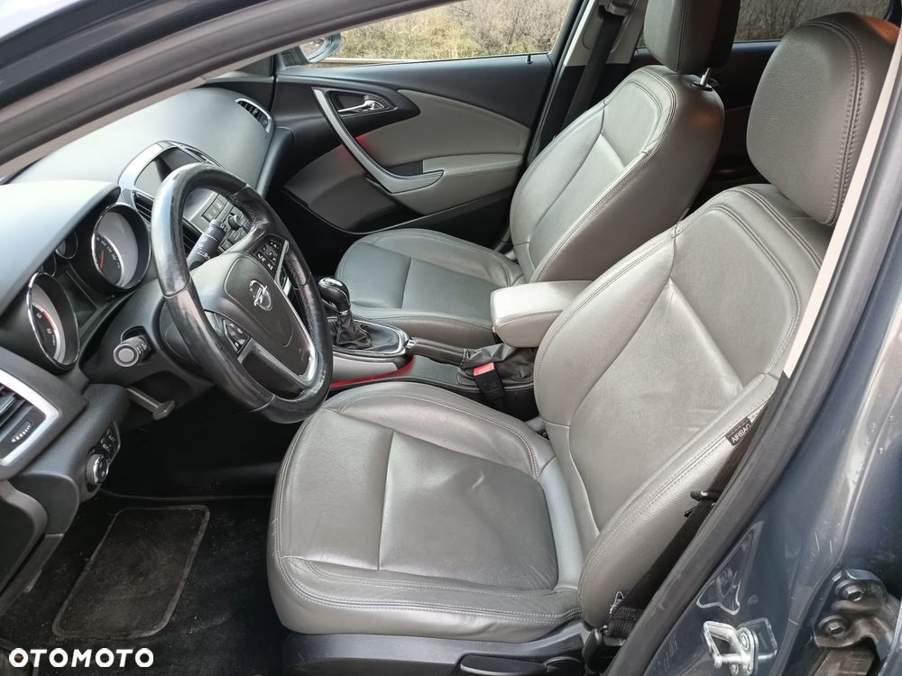 Opel Astra 1.7 CDTI DPF ecoFLEX TourerStart/Stop 105g Sport - 14