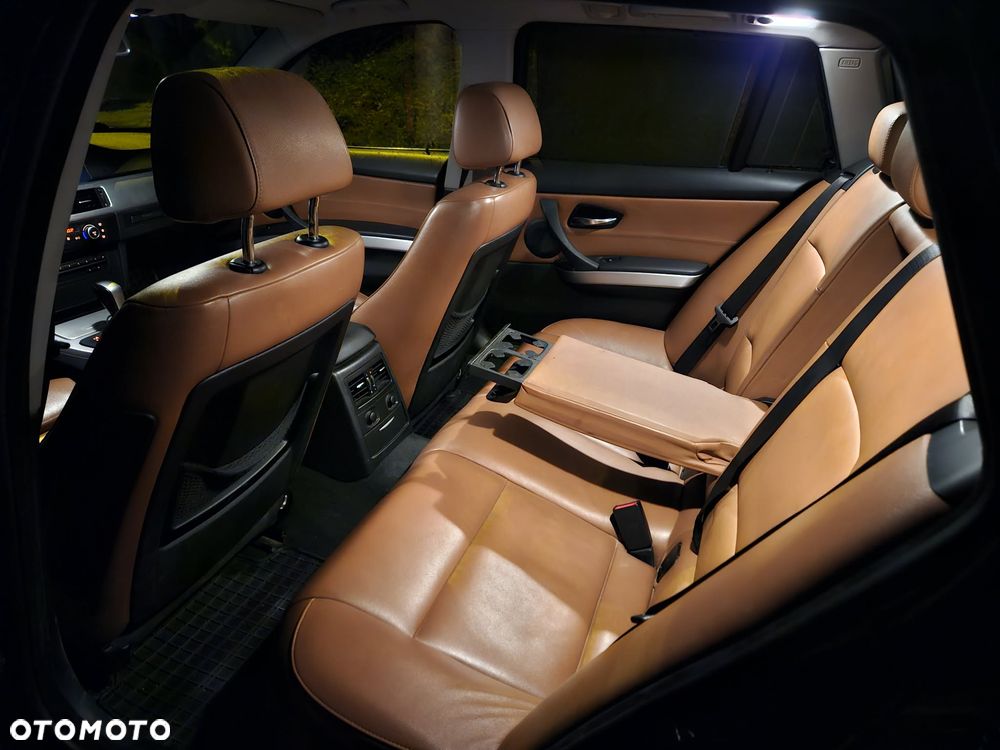 BMW Seria 3 325d DPF - 9