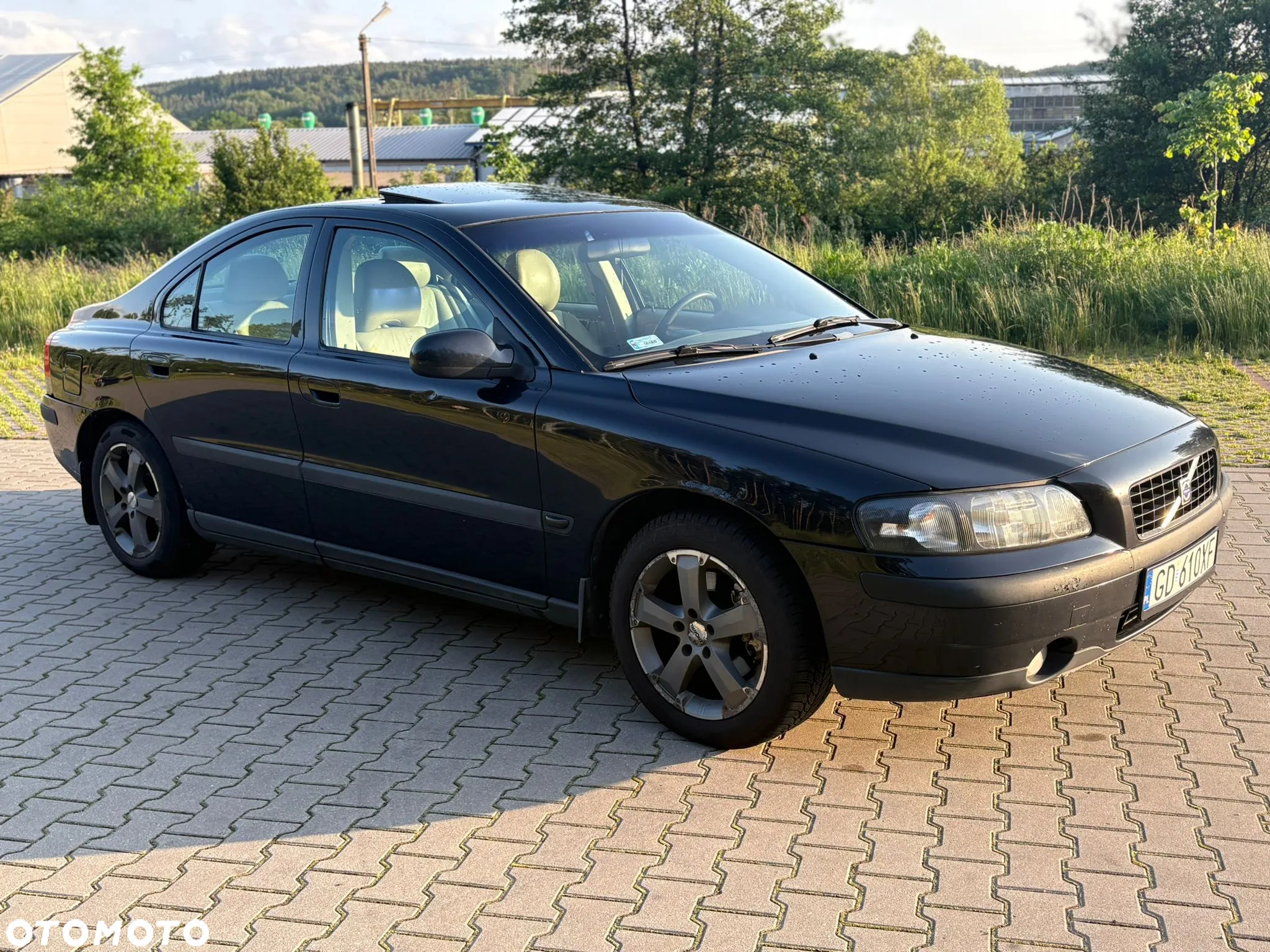 Volvo S60 2.4 - 11