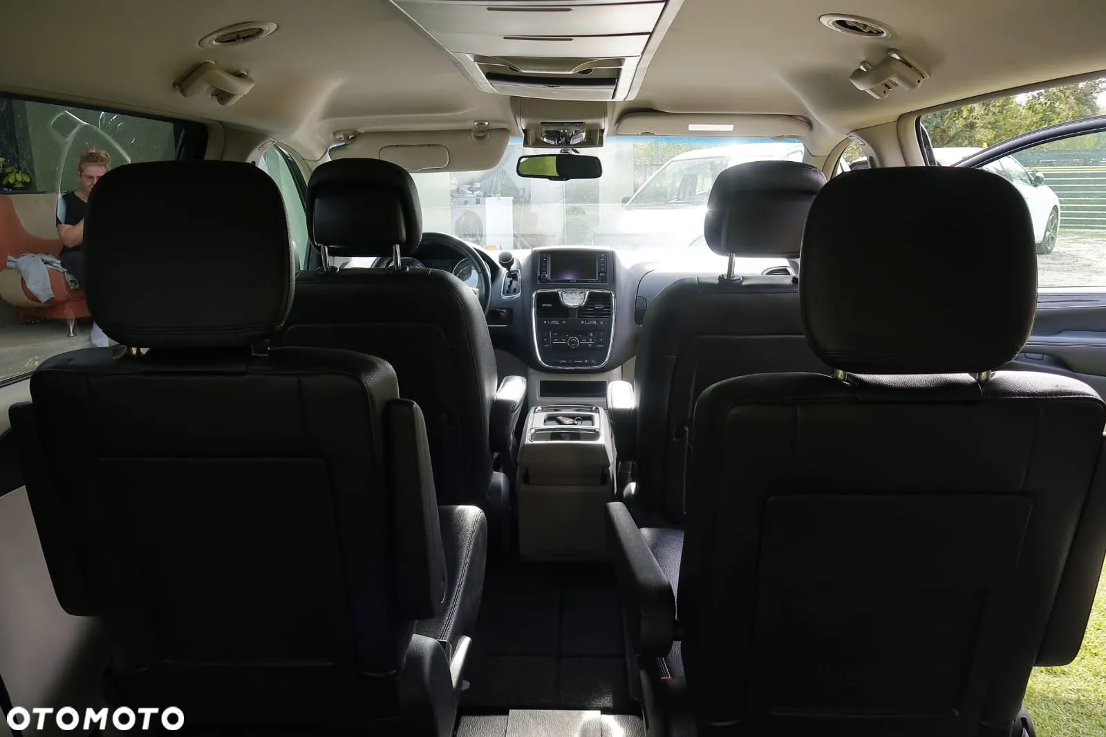 Chrysler Town & Country 3.6 Touring - 19