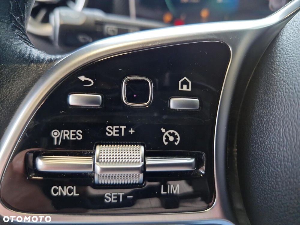 Mercedes-Benz Klasa A 200 Progressive 7G-DCT - 18