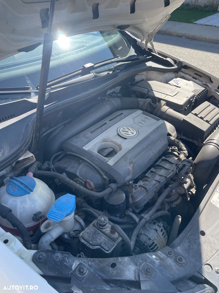 Volkswagen Golf - 14